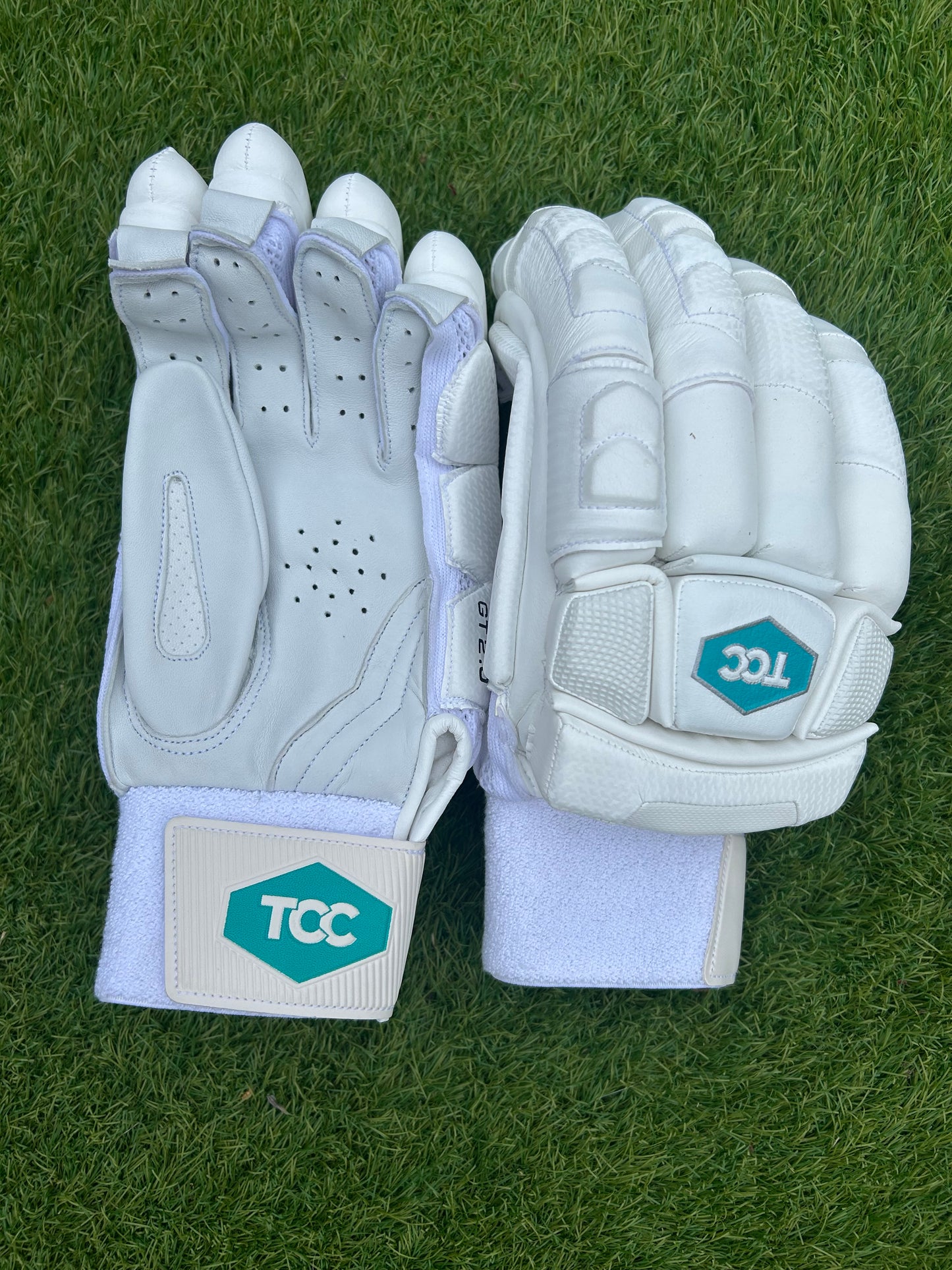 TCC Traditional Batting Gloves 2.0 Ladies