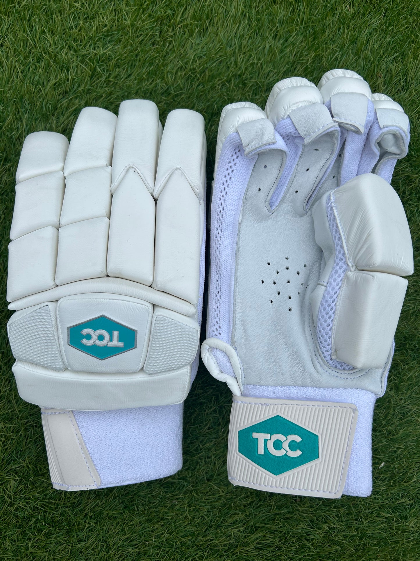 TCC Girls Batting Gloves (Small Girls Size)