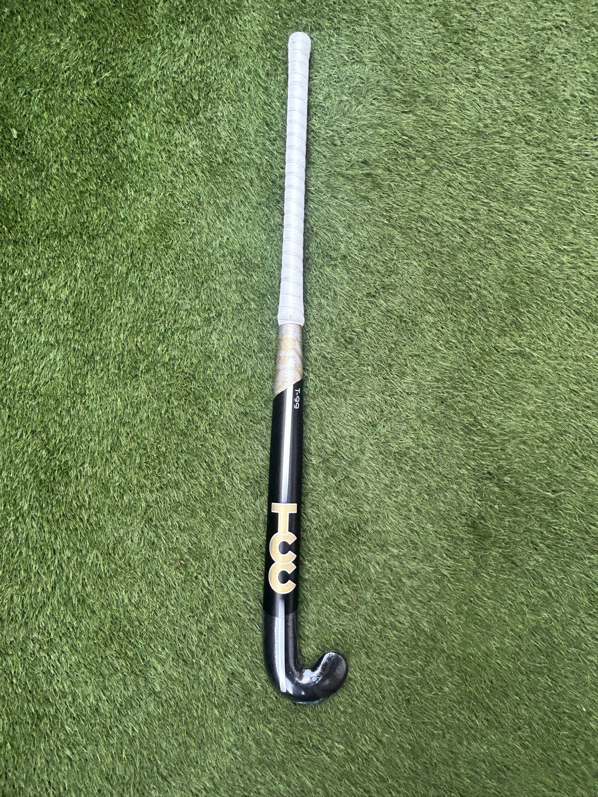 TCC T-99 Limited Edition Stick in Black and Gold reverse of the stick